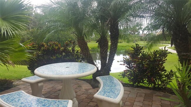 Foto del edificio - 4931 Cedar Knoll Pl