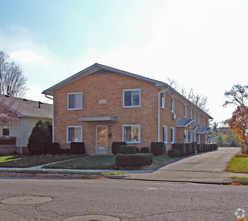 Foto principal - 700 Morse Ave