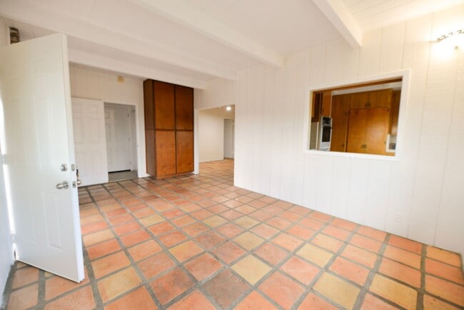 Foto del edificio - 4450 Vía De Los Cepillos
