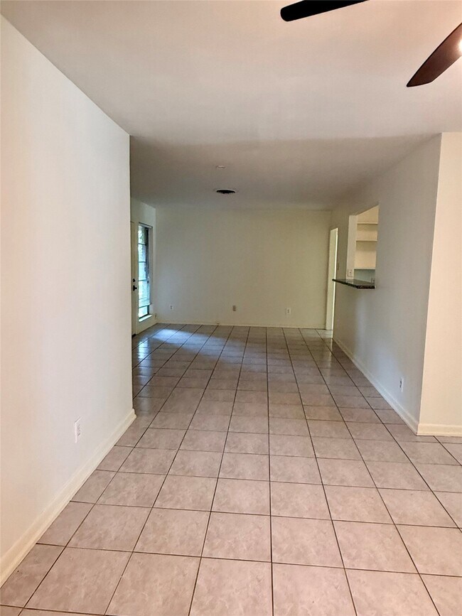 Foto del edificio - 5706 Parwill St