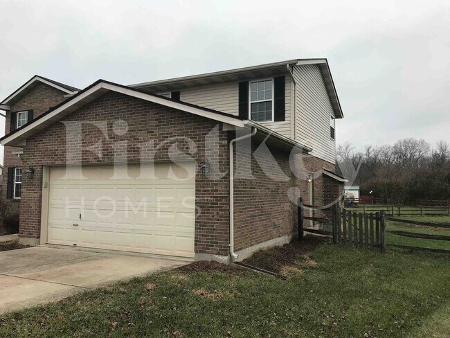 Foto del edificio - 3066 Blue Heron Dr