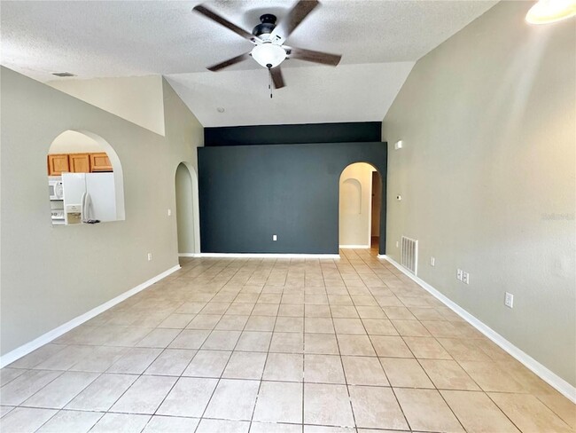 Building Photo - 2093 Whispering Trails Blvd
