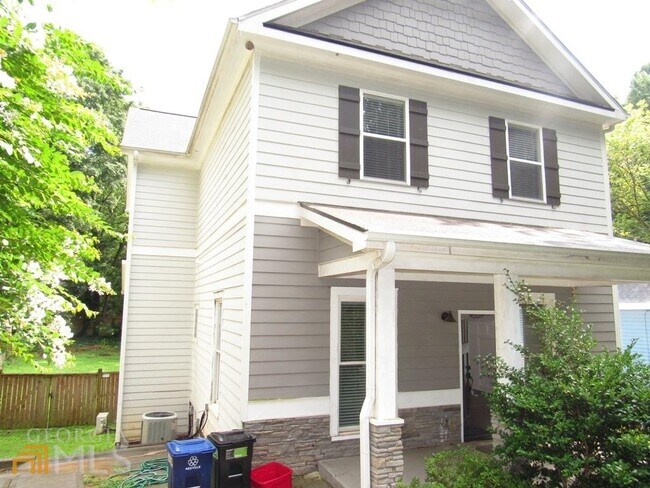 Foto del edificio - 114 Hickory St