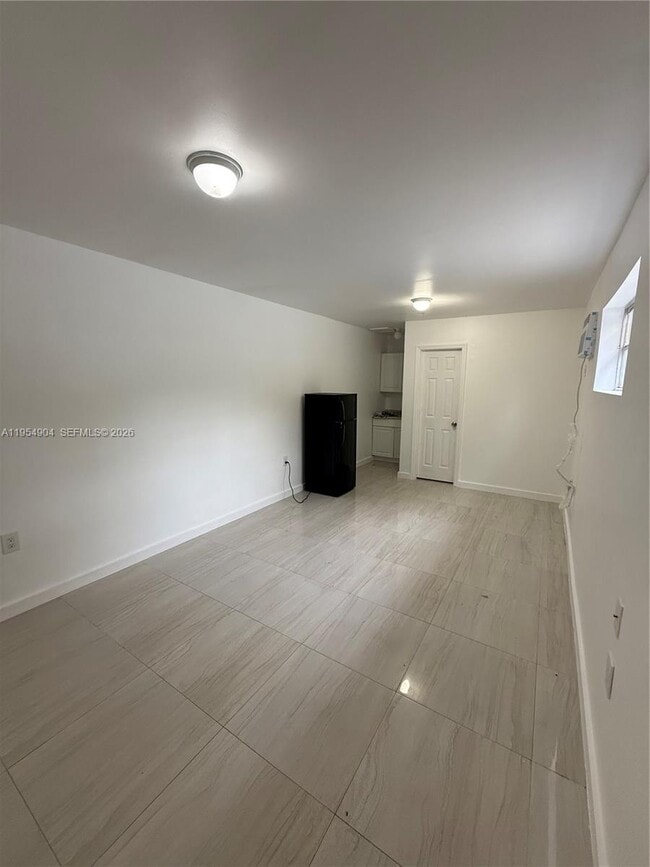 Foto del edificio - 4910 SW 98th Avenue Rd