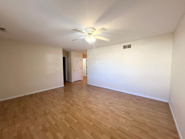 Building Photo - Argo Apartments