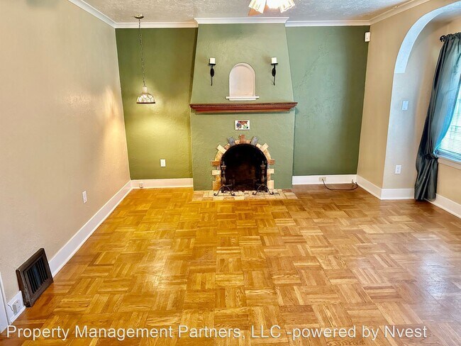 Building Photo - 3 br, 2 bath House - 3419 N Park Blvd