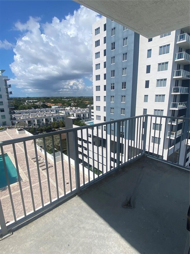 Building Photo - 140 S Dixie Hwy