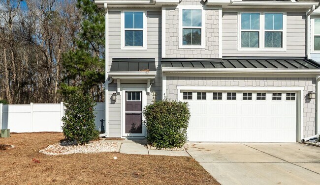 Foto del edificio - Relaxed Summerville Living Starts Here!