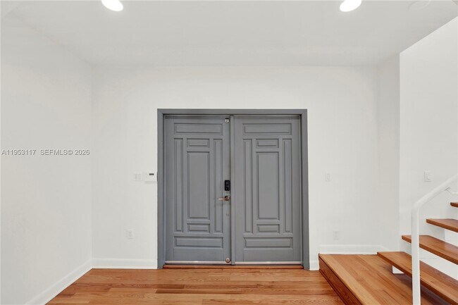 Foto del edificio - 527 SW 20th Rd