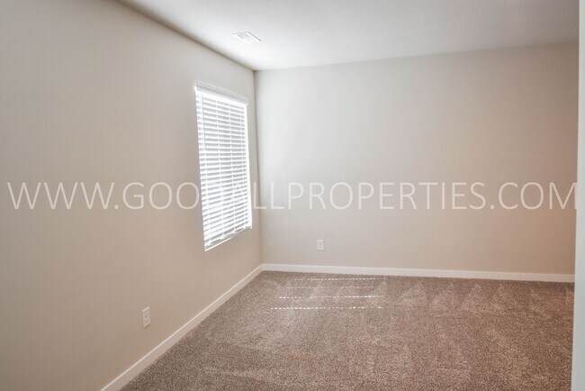 Foto del edificio - 3 Bedroom 2.5 Bath Townhome in Waukee.