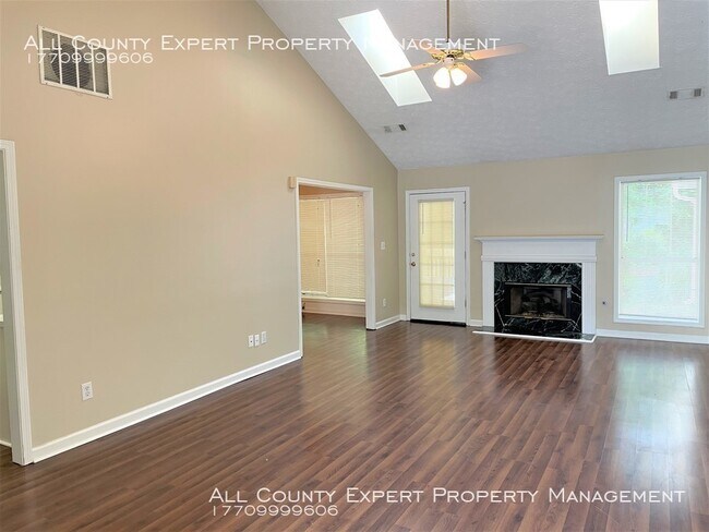 Foto del edificio - Awesome Ranch in Lilburn