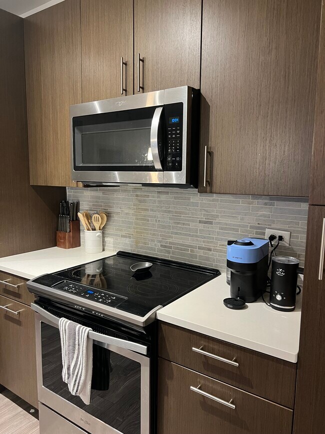 Foto del edificio - 99 E Arizona Ave