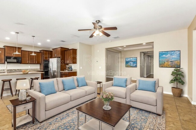 Foto del edificio - 35082 N Laredo Dr