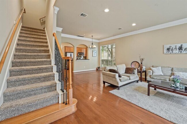 Building Photo - 9025 Creekstone Lake Dr