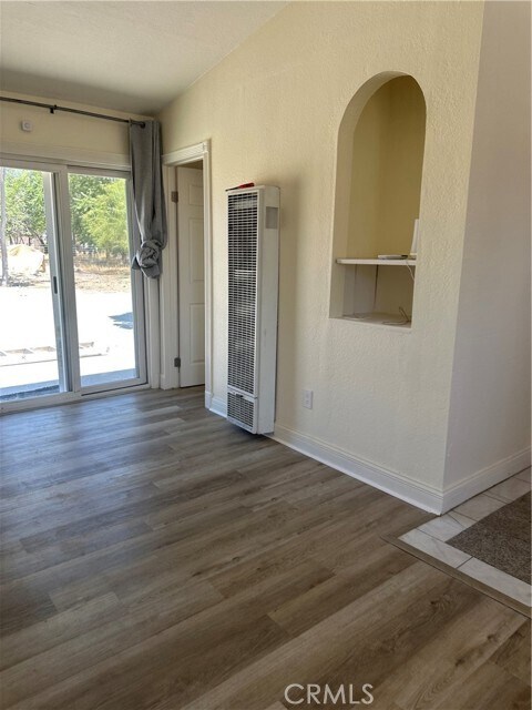 Foto principal - 28300 Alessandro Blvd