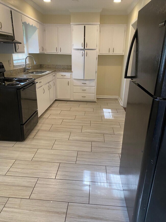 Foto del edificio - 3644 Stone Rd SW