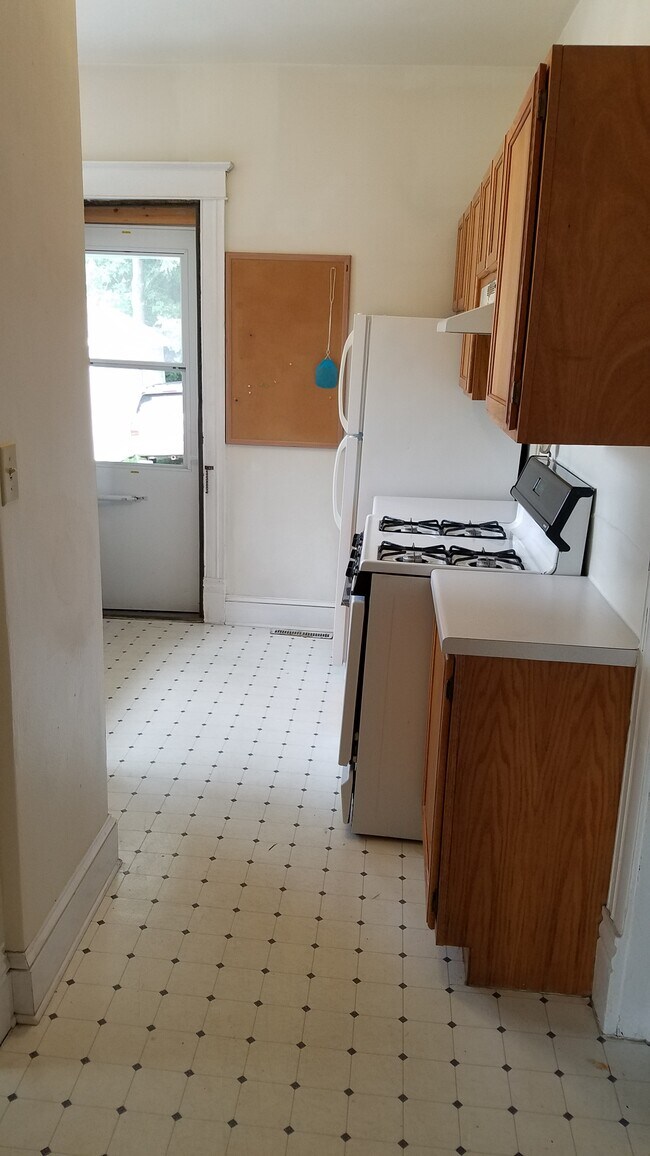 Foto del edificio - 532 W Wilson St