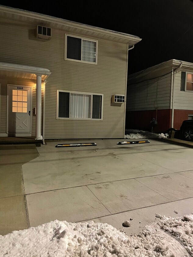 Foto principal - 2662 Roosevelt St