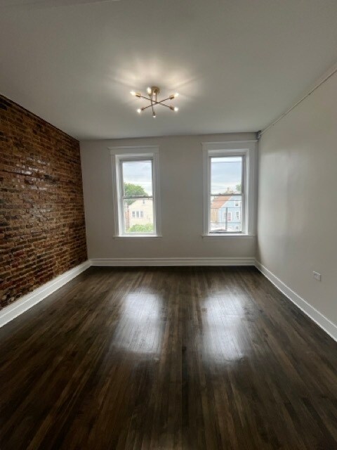 Foto del edificio - 2512 S Trumbull Ave