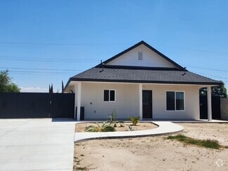Building Photo - 1102 Kelly St