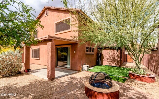 Foto del edificio - 8339 W Molly Ln