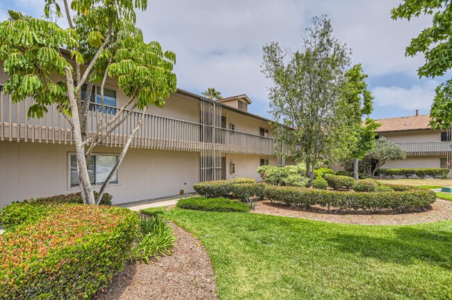 Foto del edificio - Live the Bonita Lifestyle – Views, Trails ...