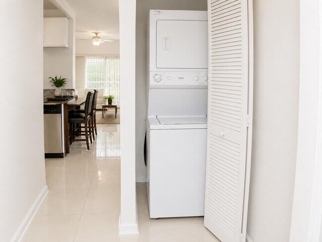 Foto del edificio - 75 Whitehead Cir