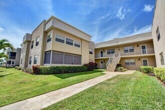 Building Photo - 127 Burgundy B