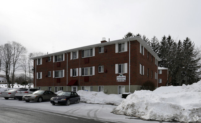 Primary Photo - Courtyard Apartments