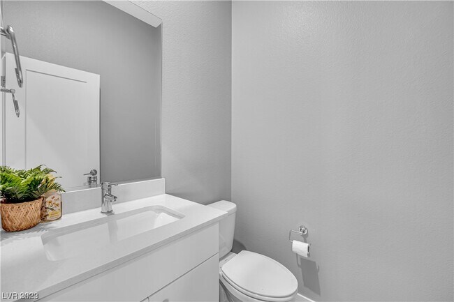 Foto del edificio - 3192 Timorasso Ave