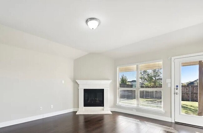 Foto del edificio - Charming 3BR House in Forney