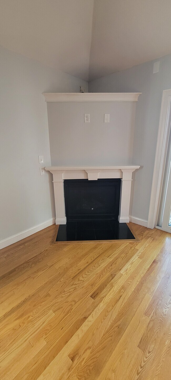 Chimenea de gas - 46 Newport St