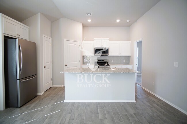 Foto del edificio - 19825 Taggert Dr