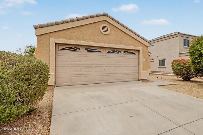 Building Photo - 12749 W Sweetwater Ave