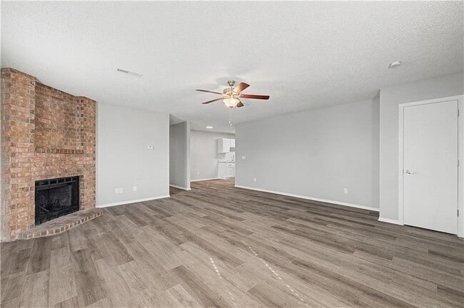 Building Photo - 4378 W Thrasher Dr