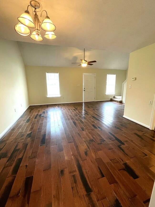 Foto del edificio - 1028 Cherry Hills Ct