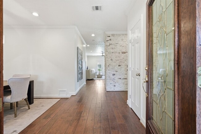 Photo - 14002 Myrtlea Drive Unit House