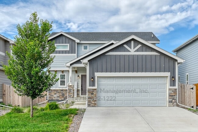 Gorgeous 3 Bedroom House Located in Lorson... - Gorgeous 3 Bedroom House Located in Lorson...