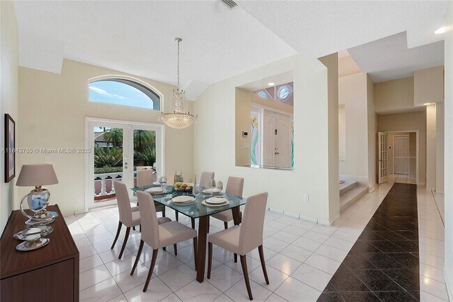 Foto del edificio - 7469 SW 168th Terrace