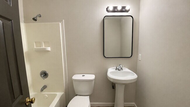 Foto del edificio - Single Family Home