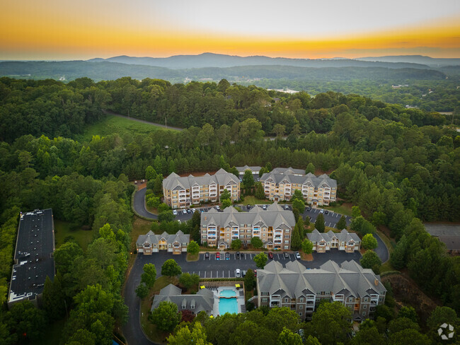 Eastland Court Apartment Homes