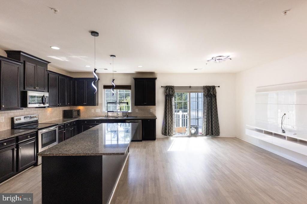 Foto principal - 14766 Malloy Ct