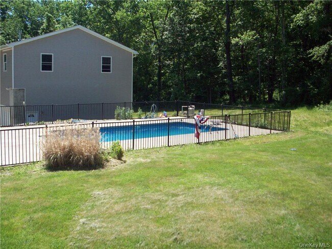 Foto del edificio - 6 Regent Dr