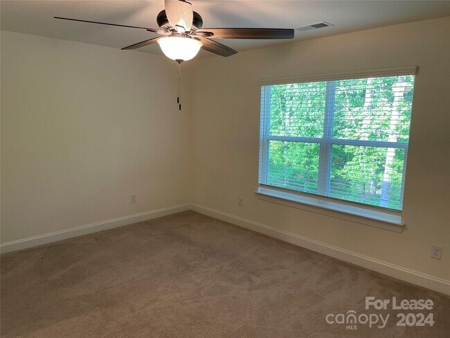 Building Photo - 10323 Glenmere Crk Cir