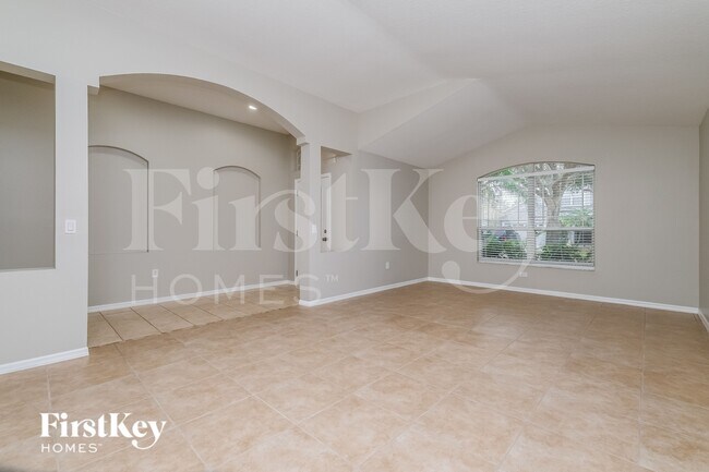 Building Photo - 10107 Arbor Run Dr