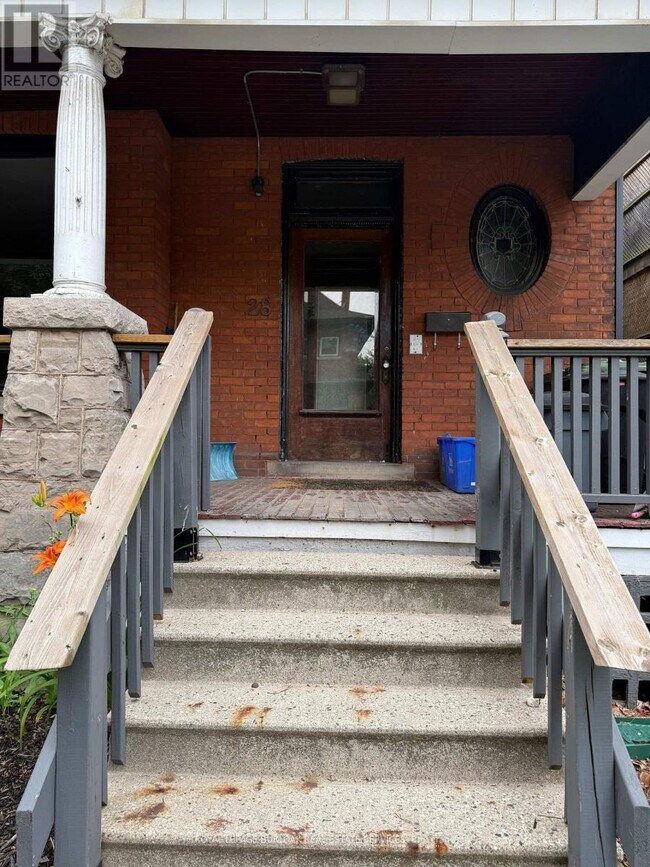 Photo du bâtiment - 28 Eastbourne Ave