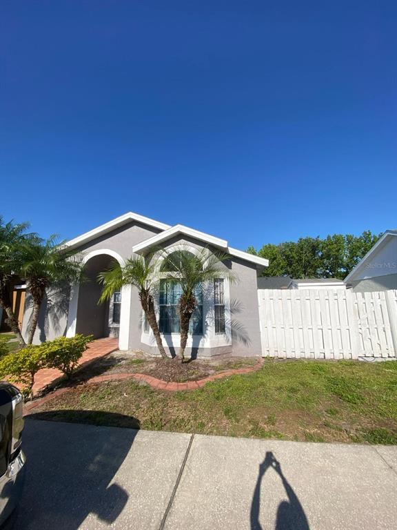 Foto del edificio - 2451 Harbor Town Dr