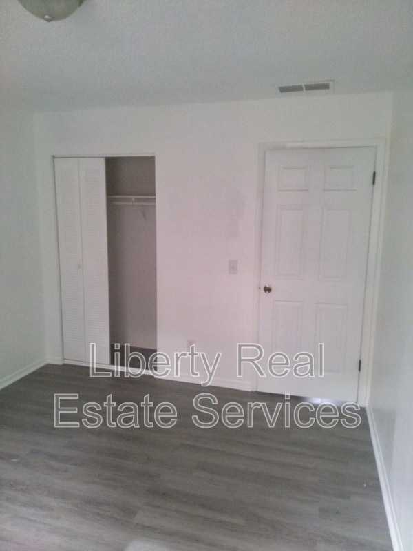 Foto del edificio - 901 Olmstead Dr