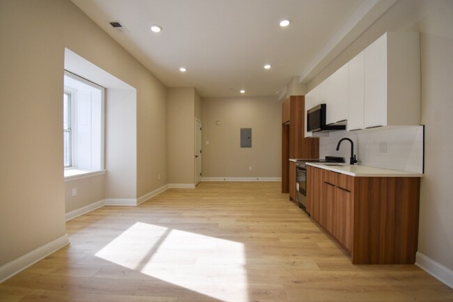 Foto del edificio - 1030 N 48th St