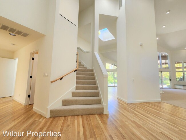 Building Photo - 3 br, 2.5 bath House - 40 Linda Vista